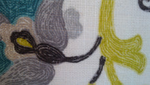 Load image into Gallery viewer, Pillow - Floral Fun