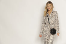 Load image into Gallery viewer, Purse - Benthany - Lounenhide Brand - Vegan Leather