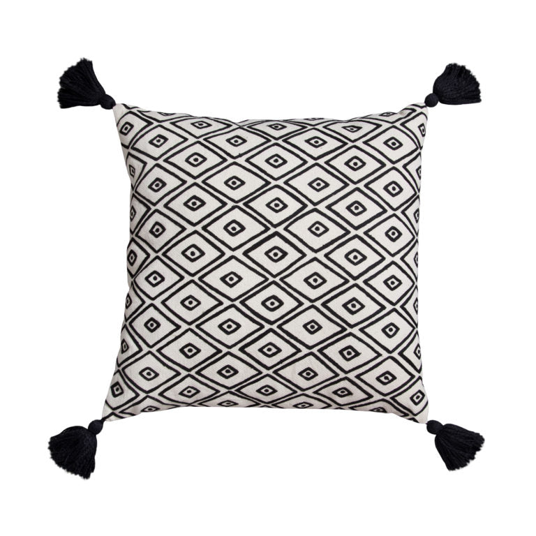 Pillow- Diamond Pattern with Tassels