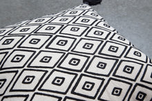 Load image into Gallery viewer, Pillow- Diamond Pattern with Tassels